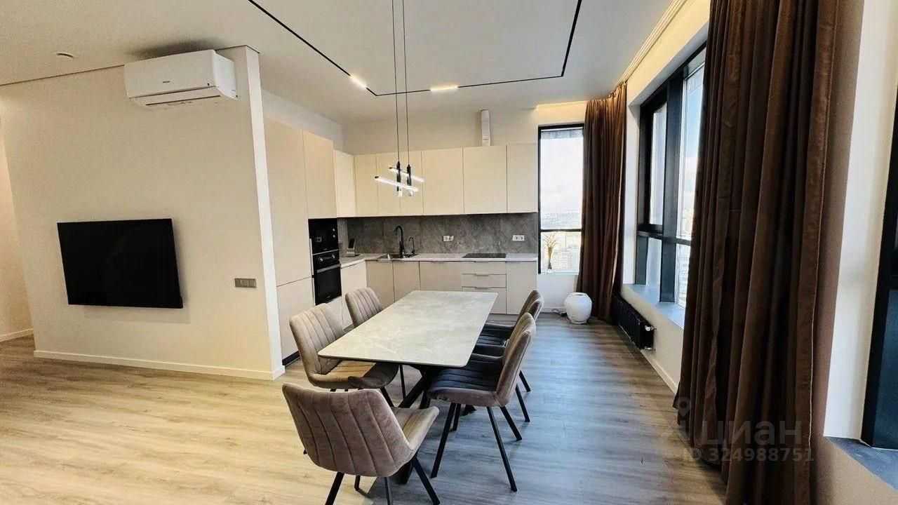 3-комнатная квартира, 90 м² — фотография 2