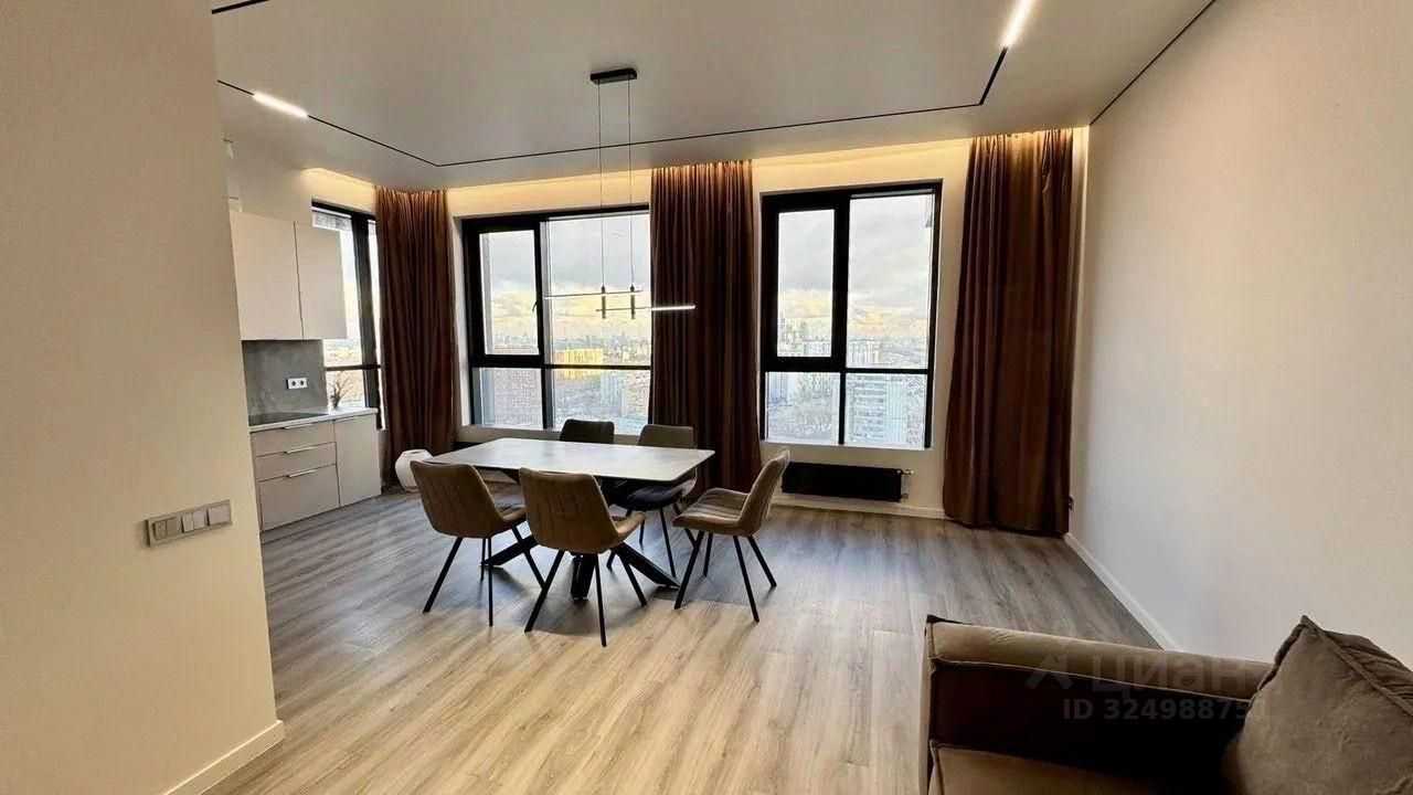3-комнатная квартира, 90 м²