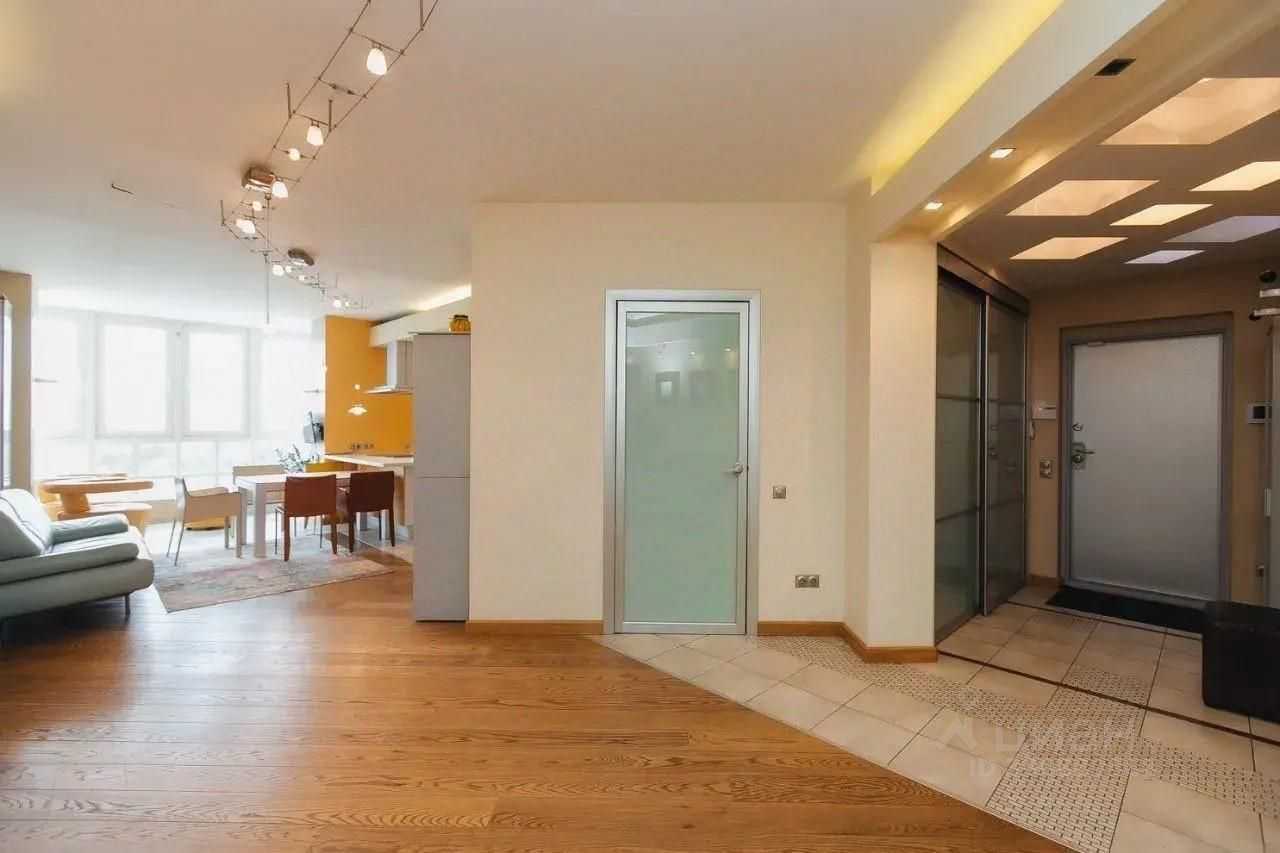 3-комнатная квартира, 162,7 м² — фотография 2