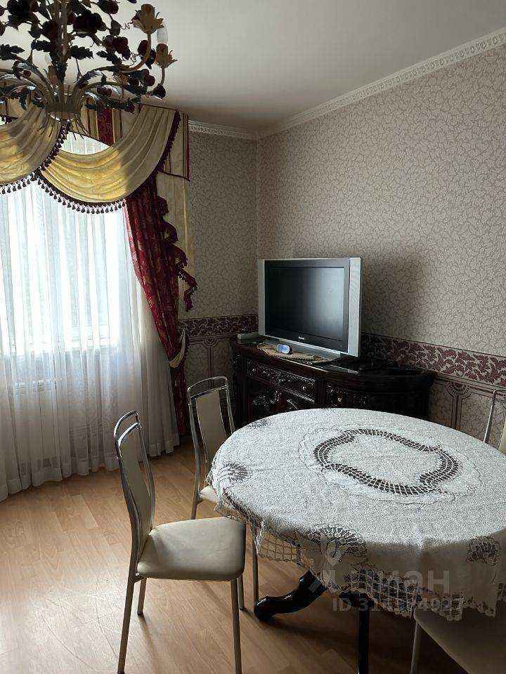2-комнатная квартира, 55 м² — фотография 2
