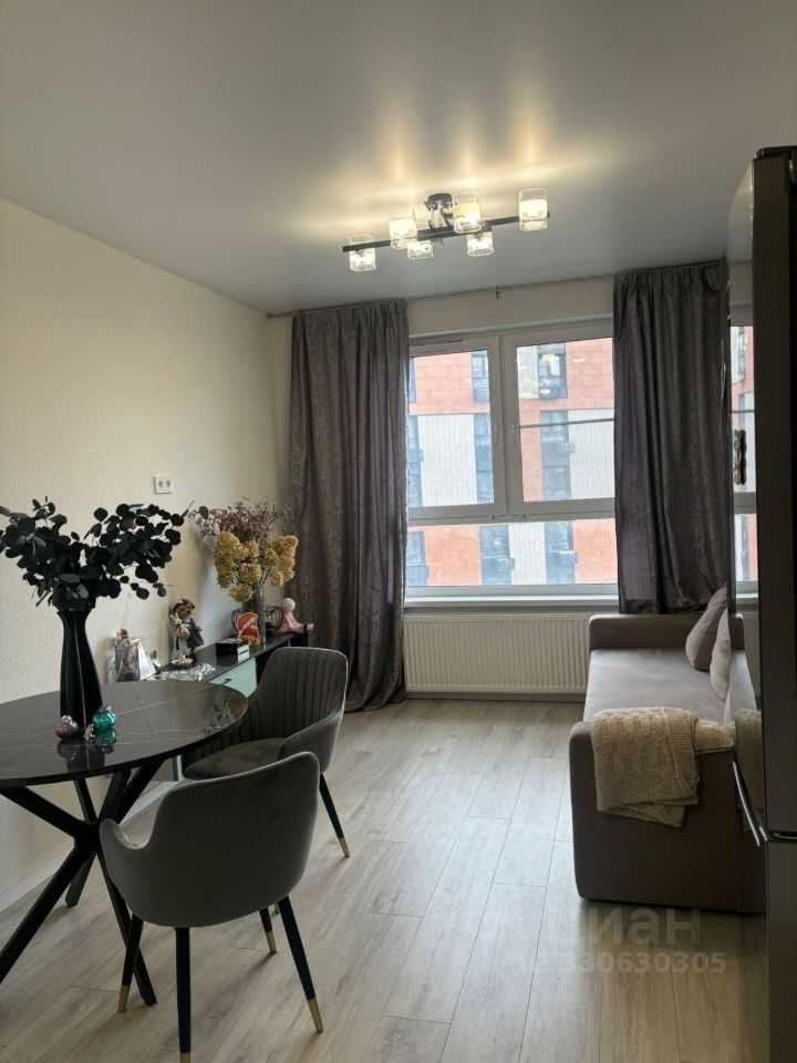 1-комнатная квартира, 37,2 м² — фотография 2