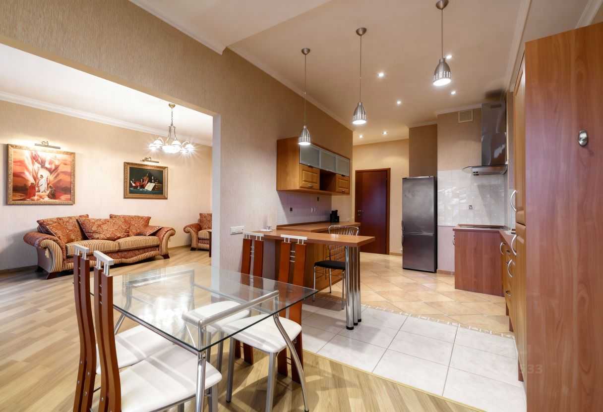2-комнатная квартира, 110 м² — фотография 3