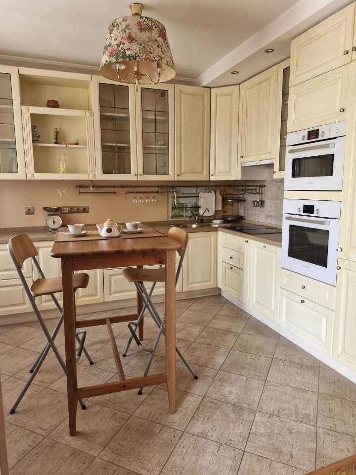 2-комнатная квартира, 78 м² — фотография 3