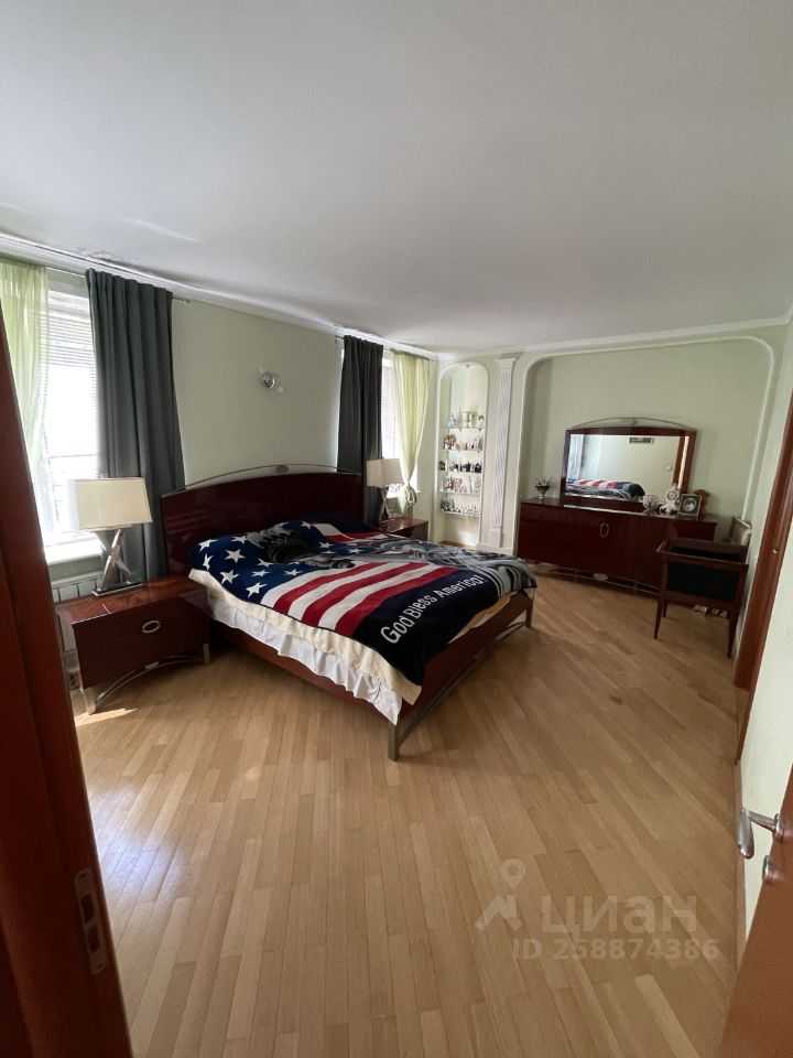 4-комнатная квартира, 160 м²