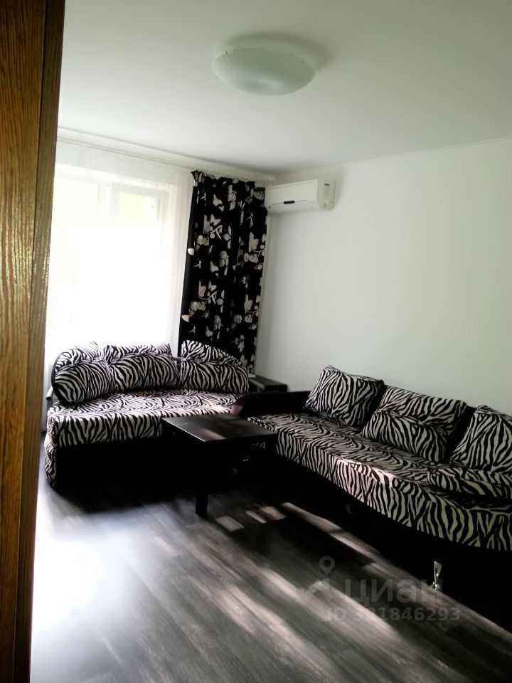 1-комнатная квартира, 35 м² — фотография 2