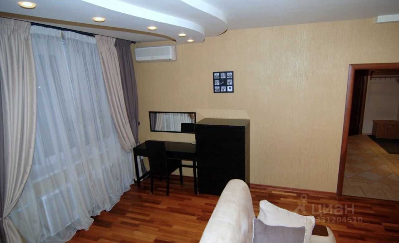 2-комнатная квартира, 66 м² — фотография 2