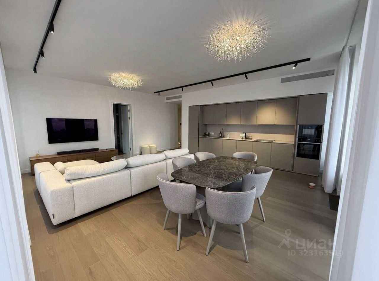 3-комнатная квартира, 117 м² — фотография 2