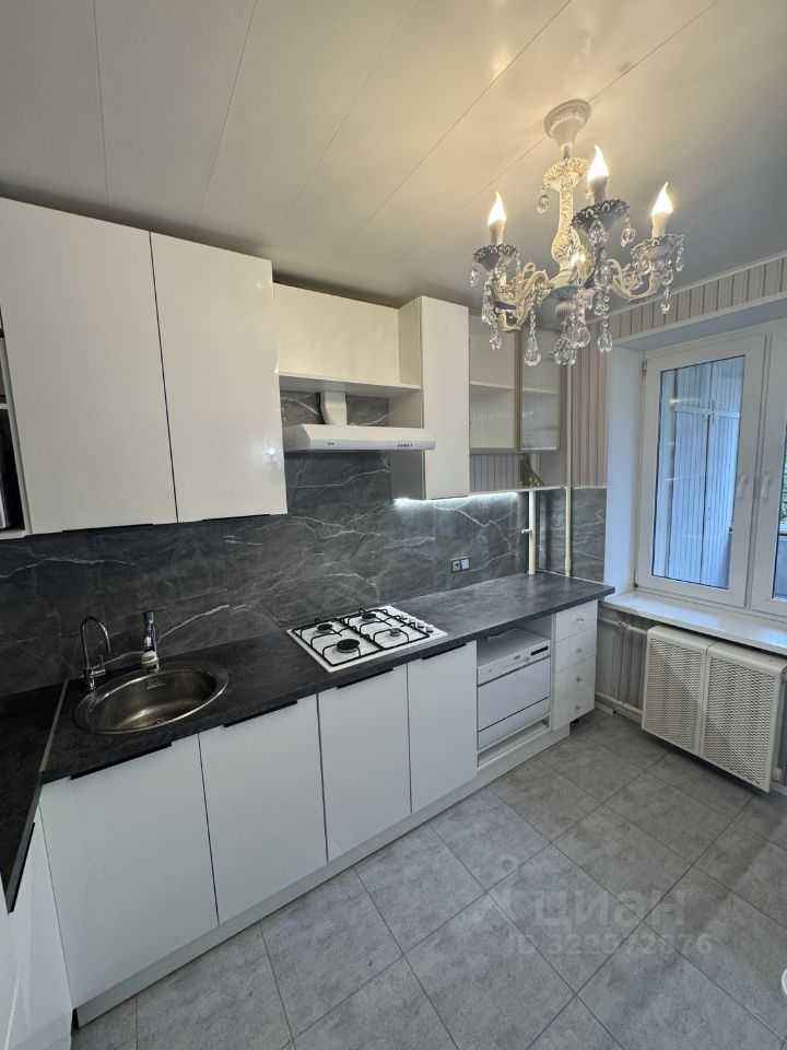 2-комнатная квартира, 58 м² — фотография 2