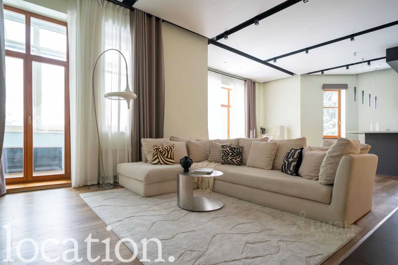 4-комнатная квартира, 180 м²