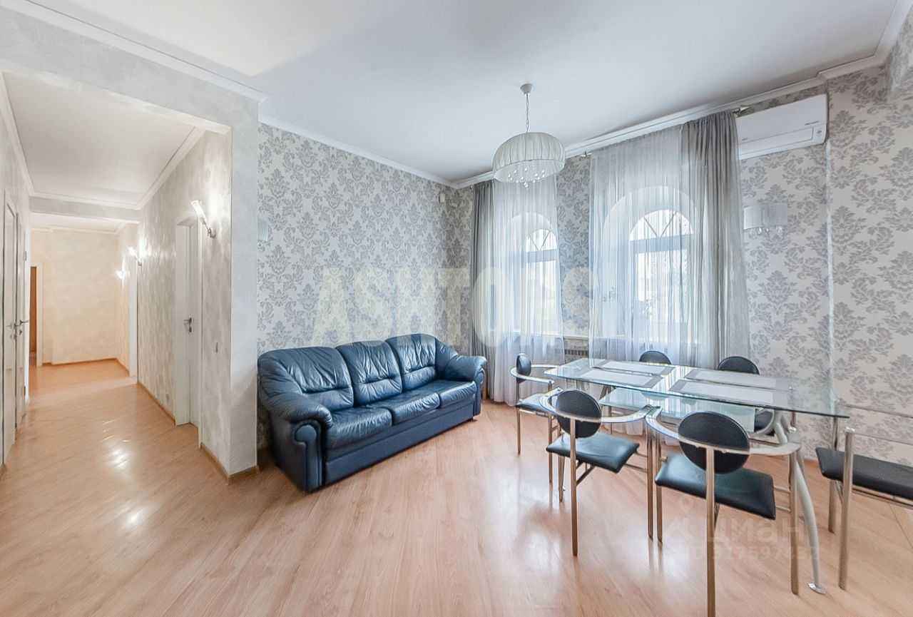 4-комнатная квартира, 90 м²