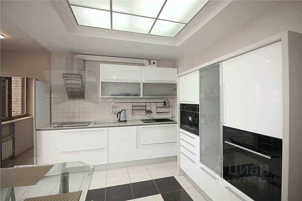 3-комнатная квартира, 77 м² — фотография 2