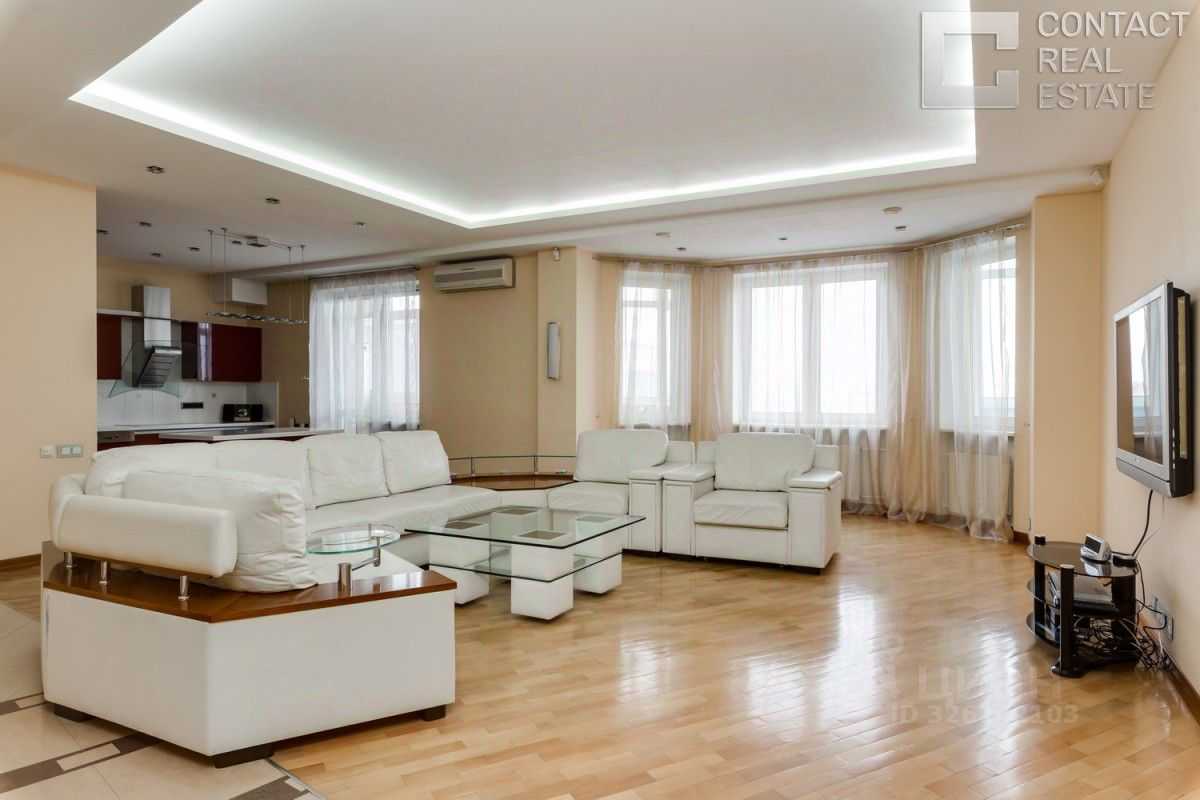 5-комнатная квартира, 200 м²