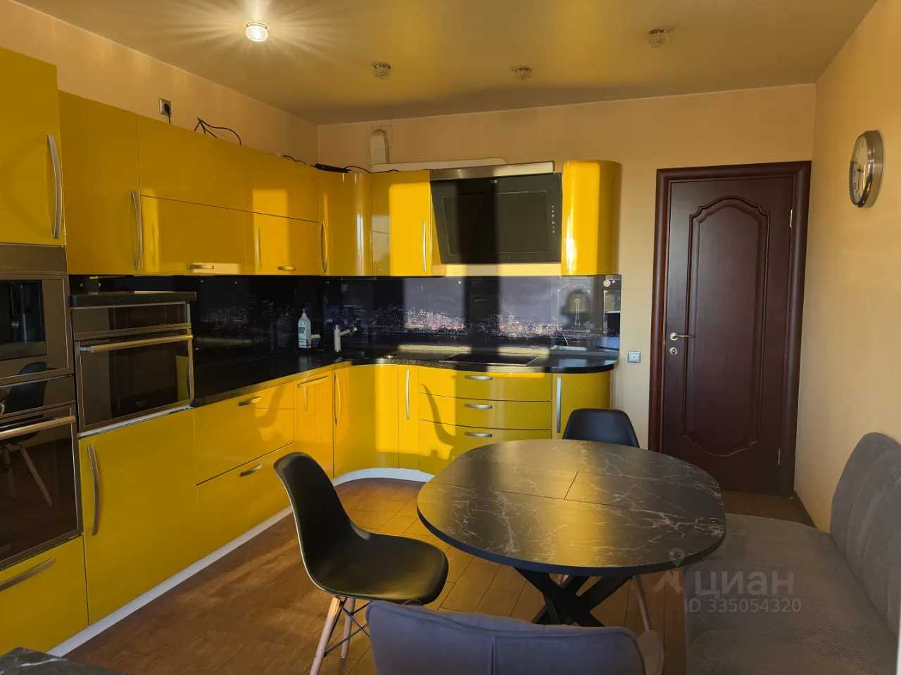 2-комнатная квартира, 86 м² — фотография 2