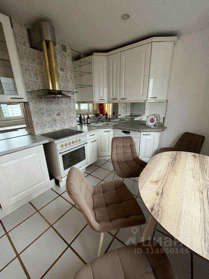3-комнатная квартира, 75 м² — фотография 3