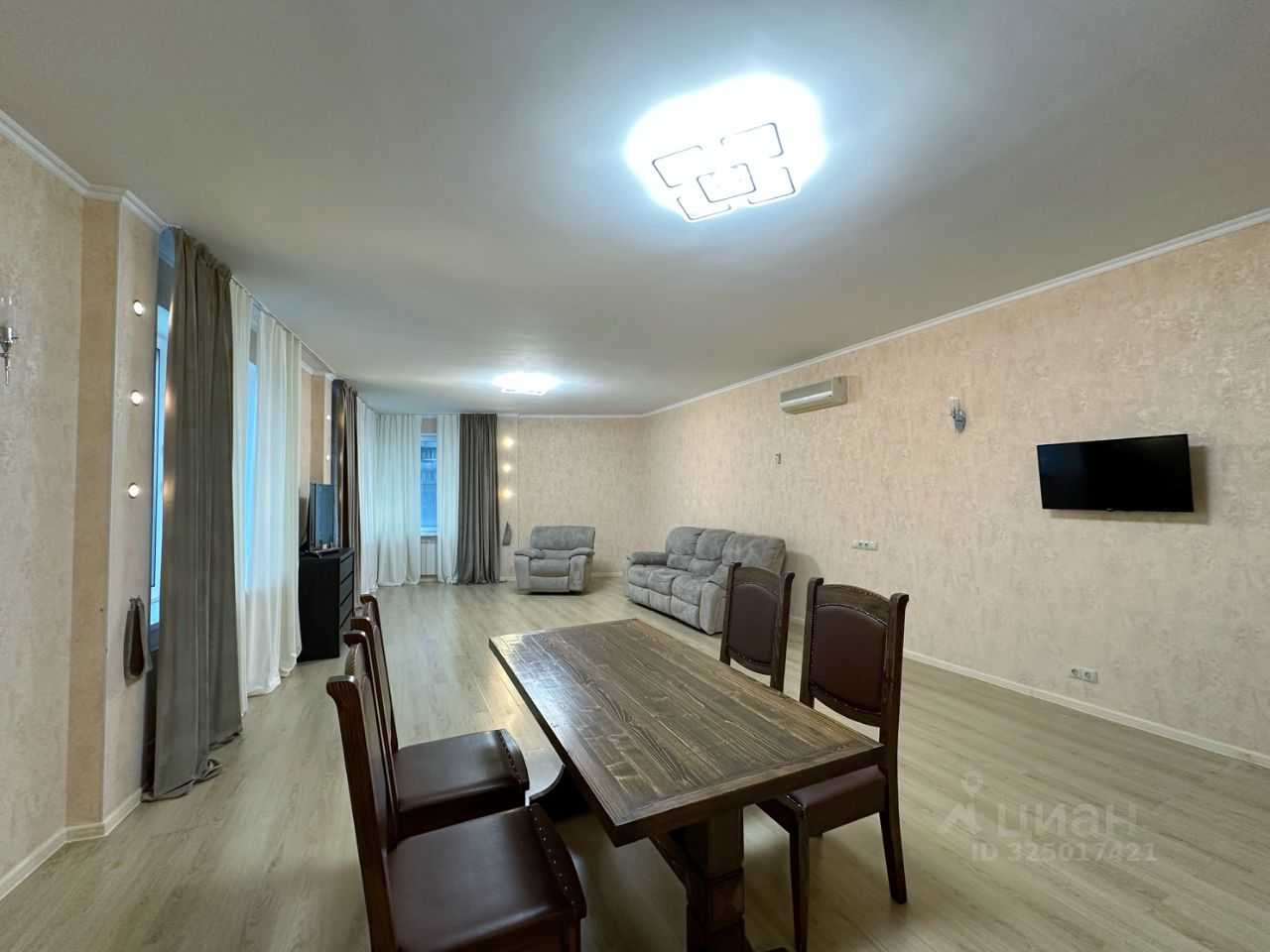 4-комнатная квартира, 160 м²