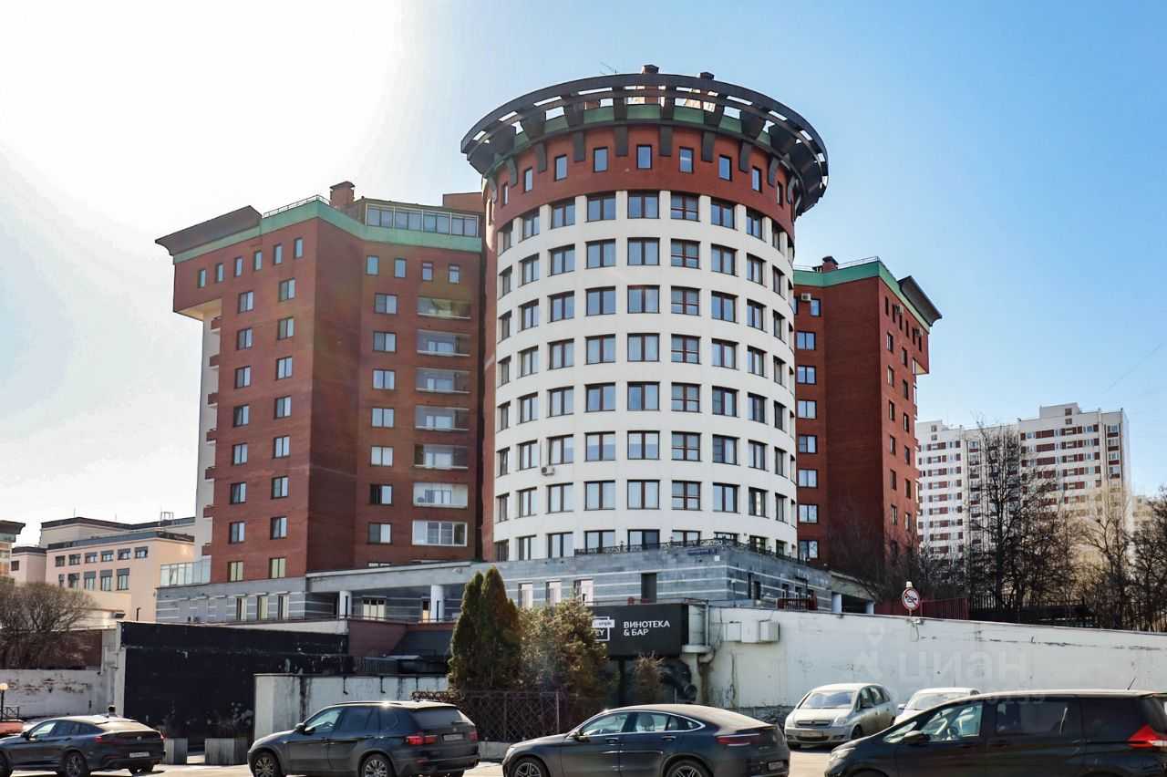 4-комнатная квартира, 138 м² — фотография 2