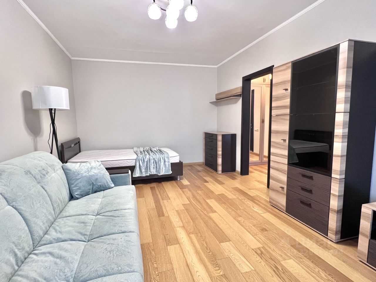 1-комнатная квартира, 38,2 м² — фотография 2
