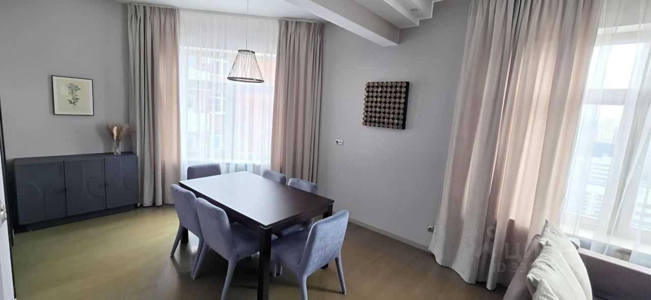 4-комнатная квартира, 153 м² — фотография 2
