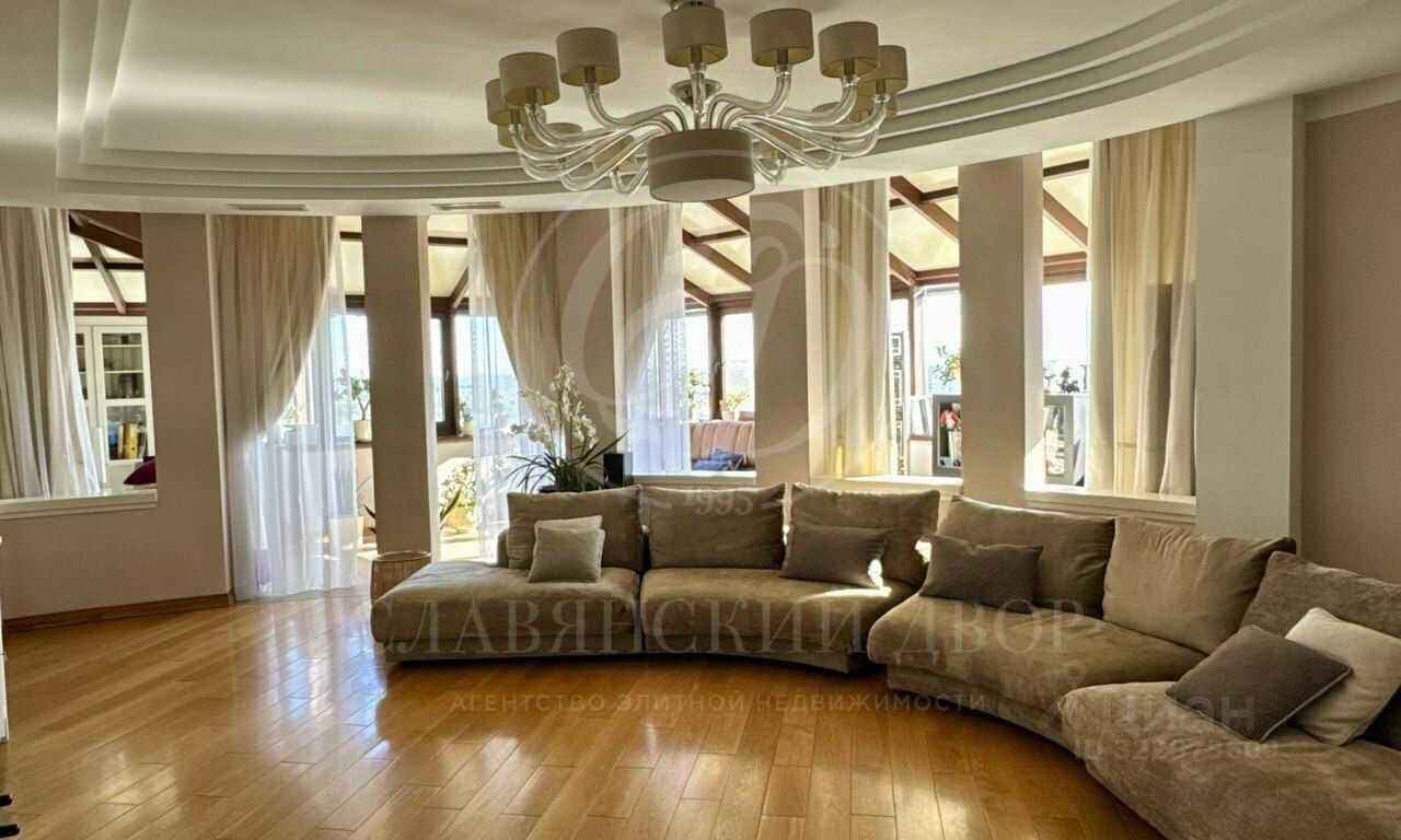 3-комнатная квартира, 170 м² — фотография 2