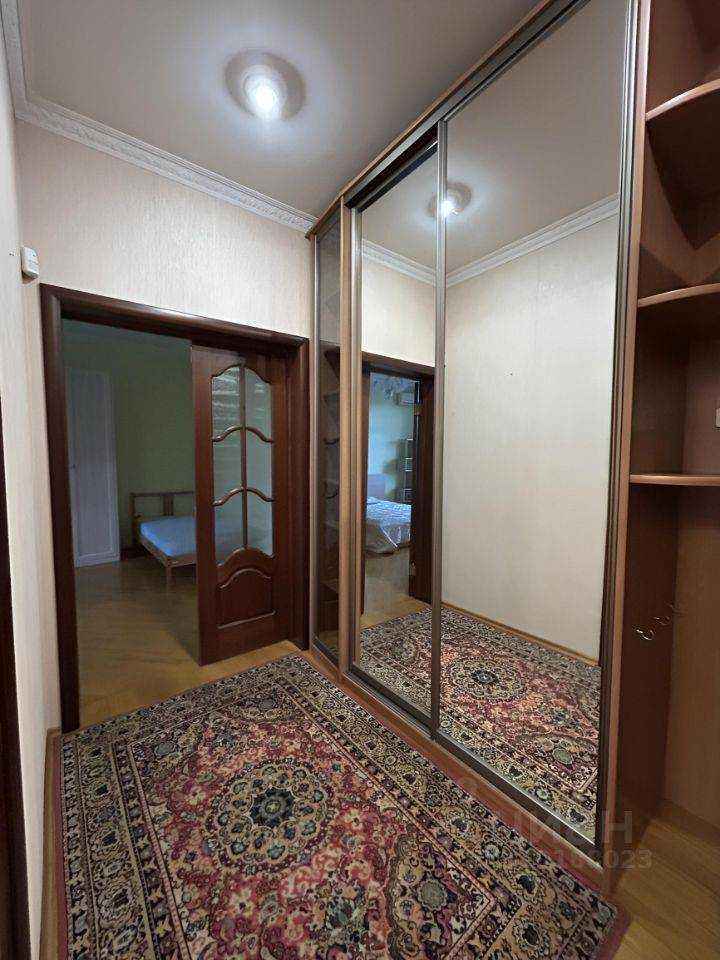 2-комнатная квартира, 70 м² — фотография 3