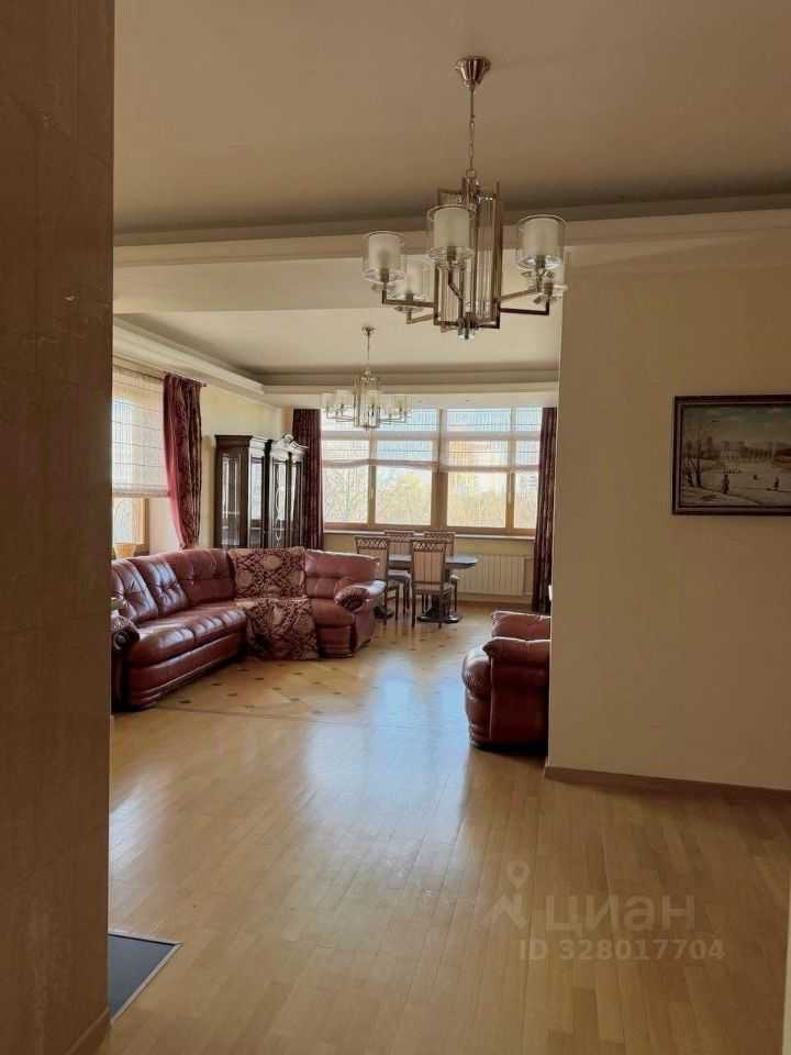 3-комнатная квартира, 103 м² — фотография 3
