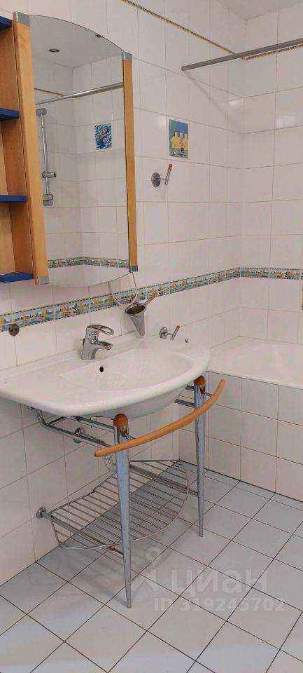 4-комнатная квартира, 105 м² — фотография 2