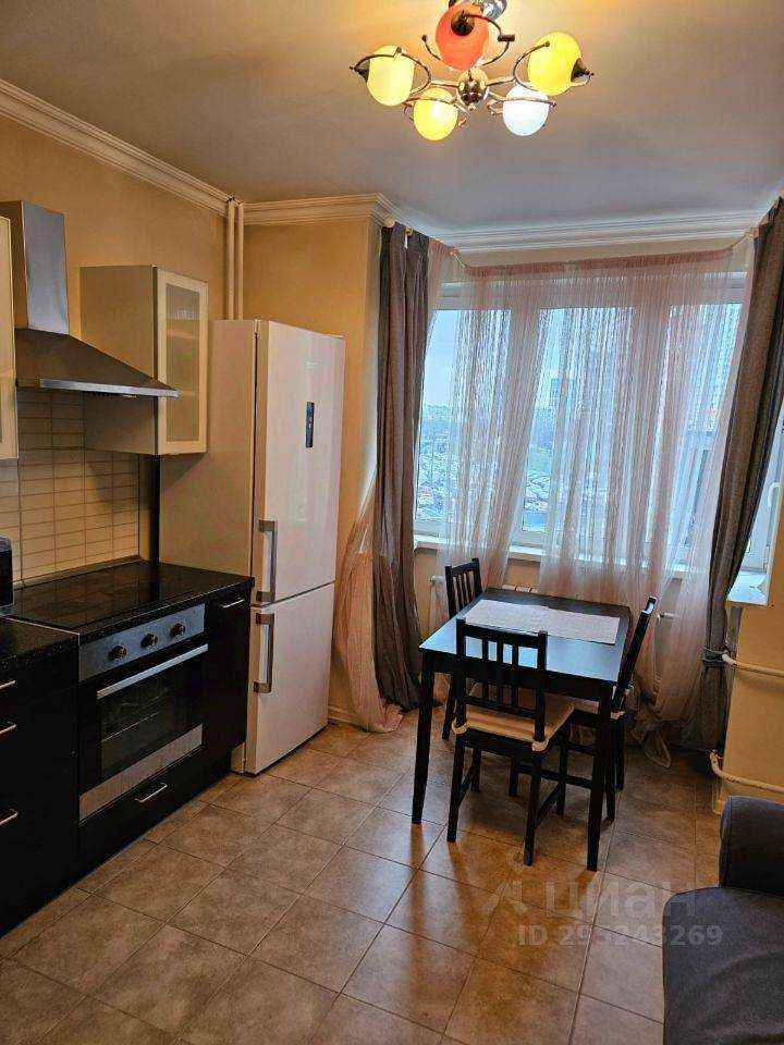 1-комнатная квартира, 42 м² — фотография 2