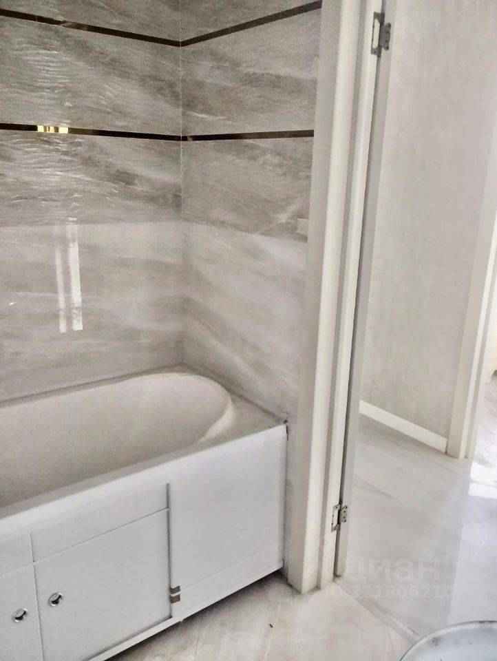 2-комнатная квартира, 66 м² — фотография 2