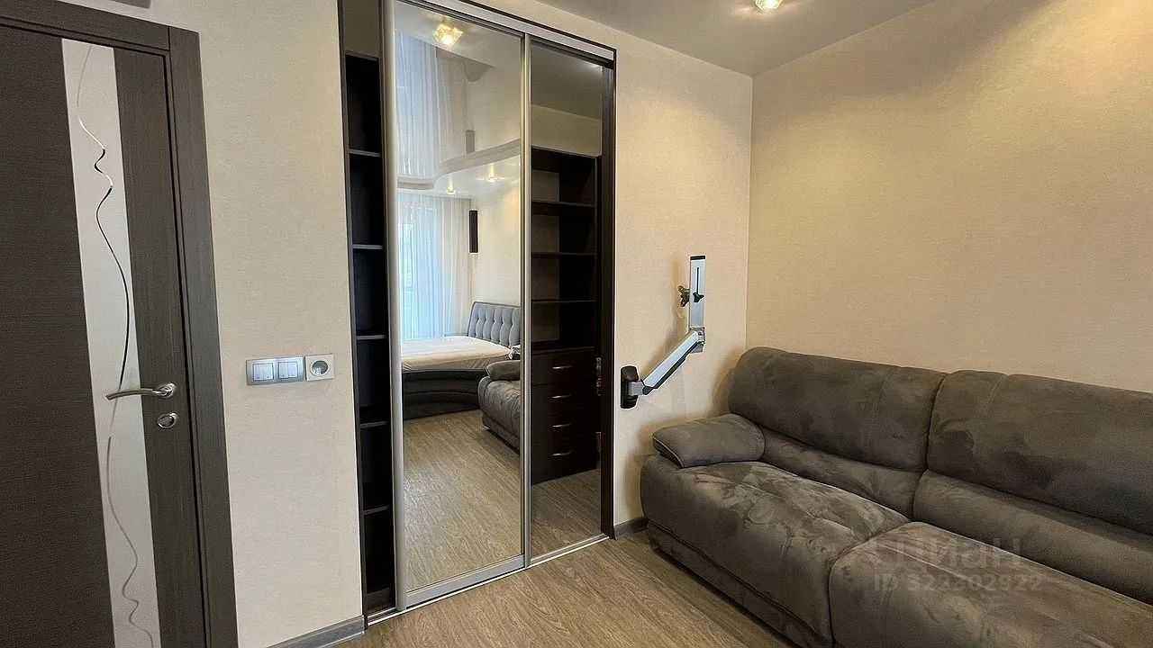 2-комнатная квартира, 75 м² — фотография 3