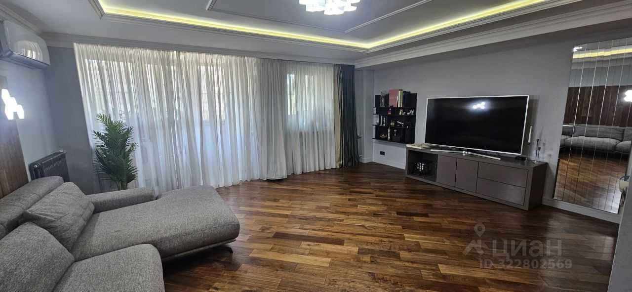 4-комнатная квартира, 120 м² — фотография 3