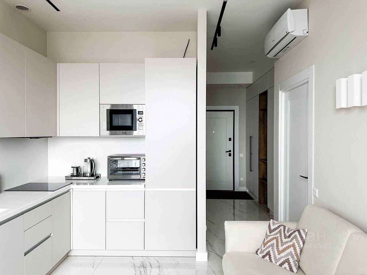 1-комнатная квартира, 40,3 м² — фотография 2