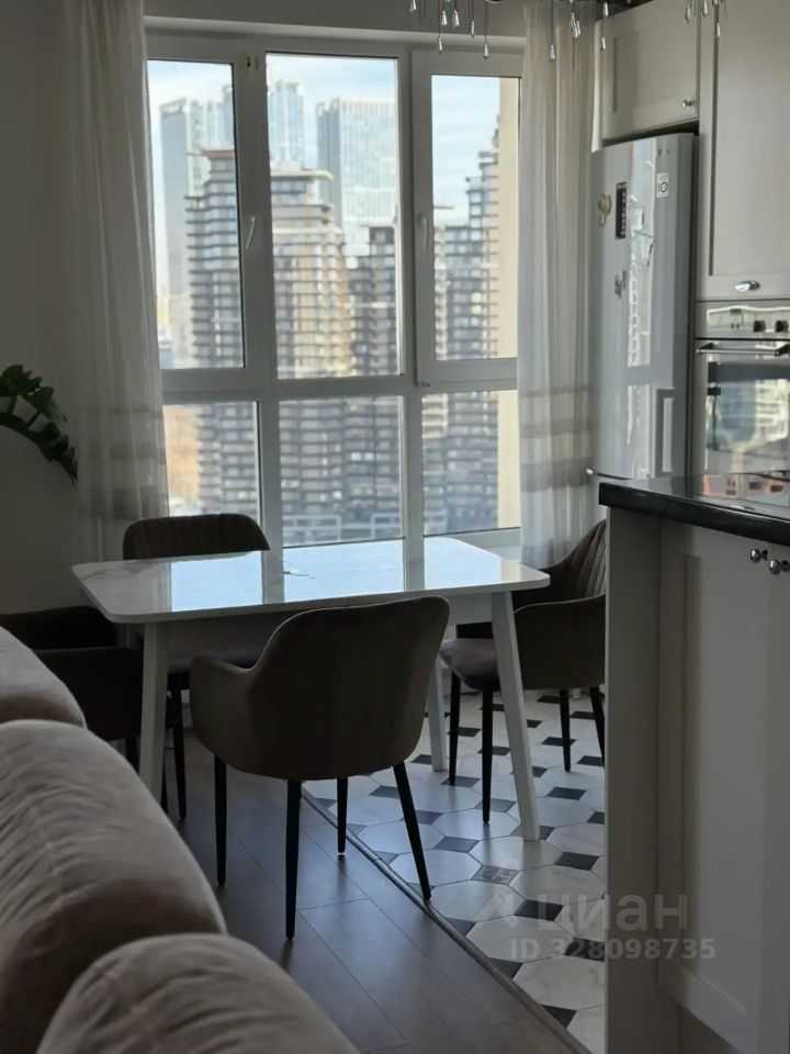 4-комнатная квартира, 93,1 м² — фотография 3