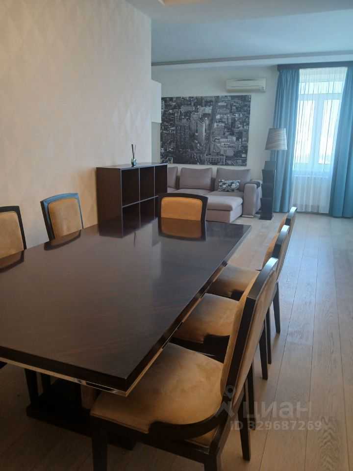 4-комнатная квартира, 135 м² — фотография 3