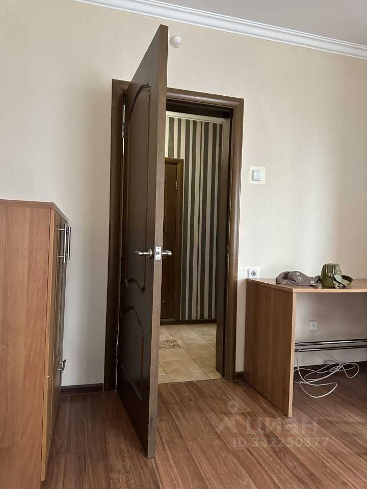 1-комнатная квартира, 42 м² — фотография 2