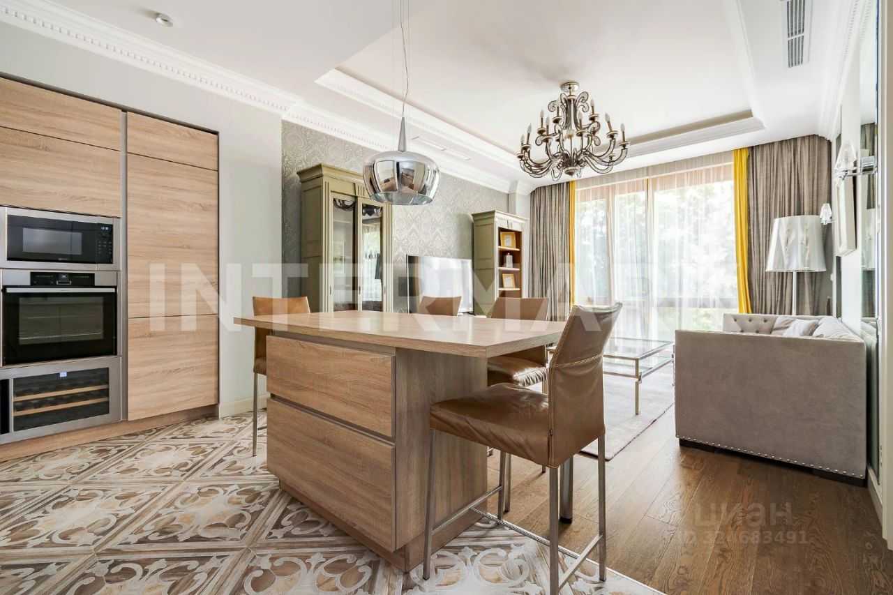 4-комнатная квартира, 146 м² — фотография 3