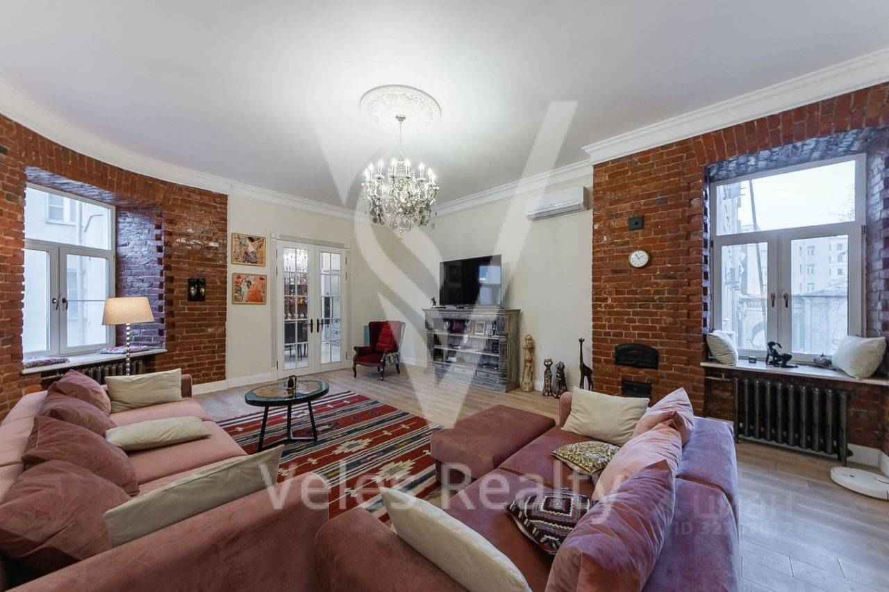 4-комнатная квартира, 144 м²