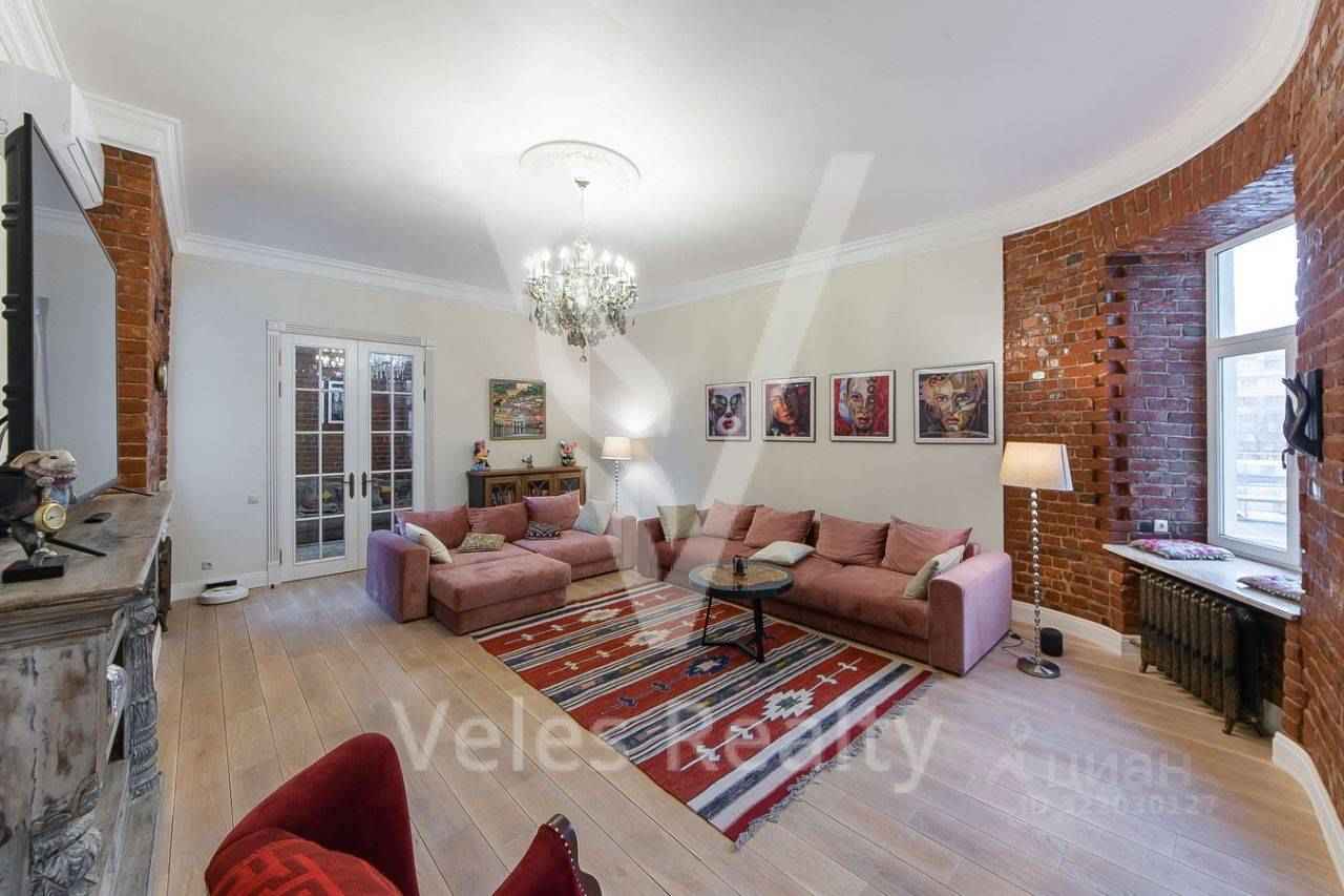 4-комнатная квартира, 144 м² — фотография 3