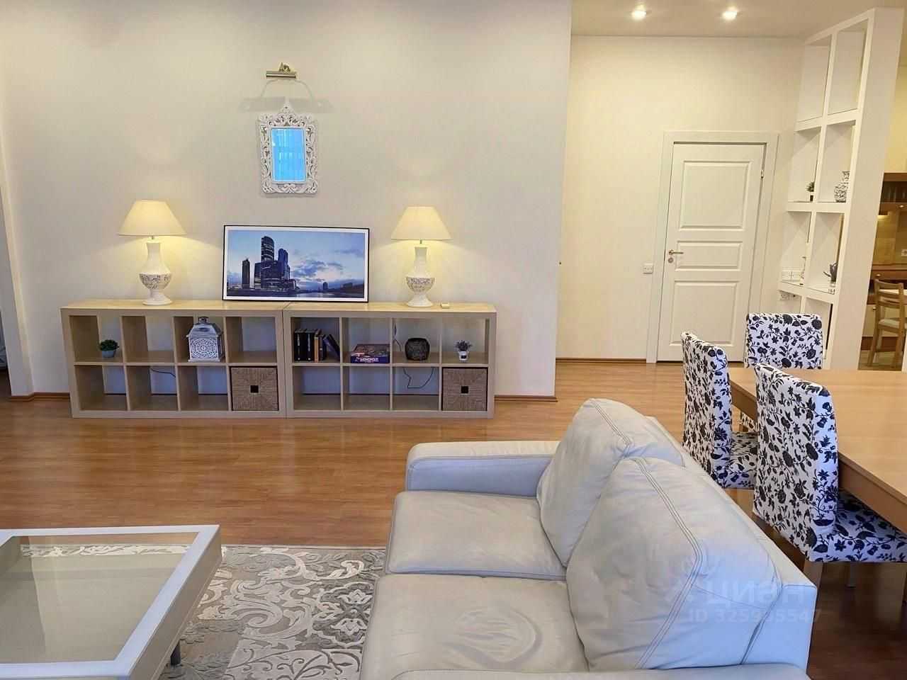 4-комнатная квартира, 130 м² — фотография 2