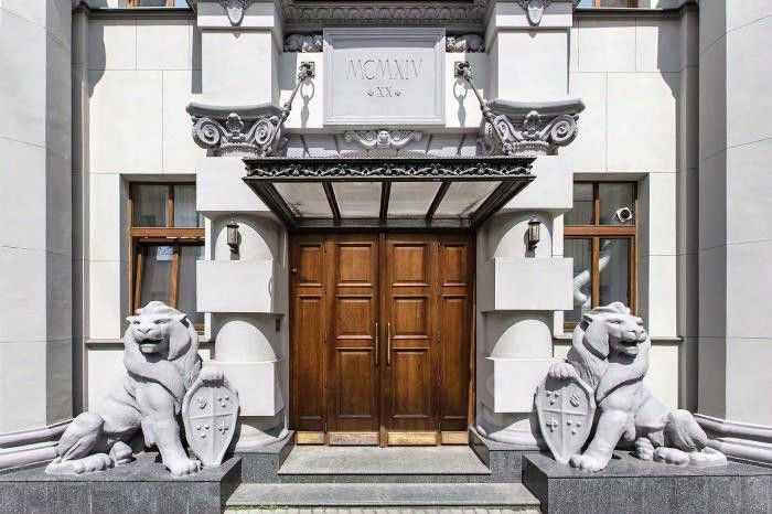 4-комнатная квартира, 180,7 м² — фотография 2