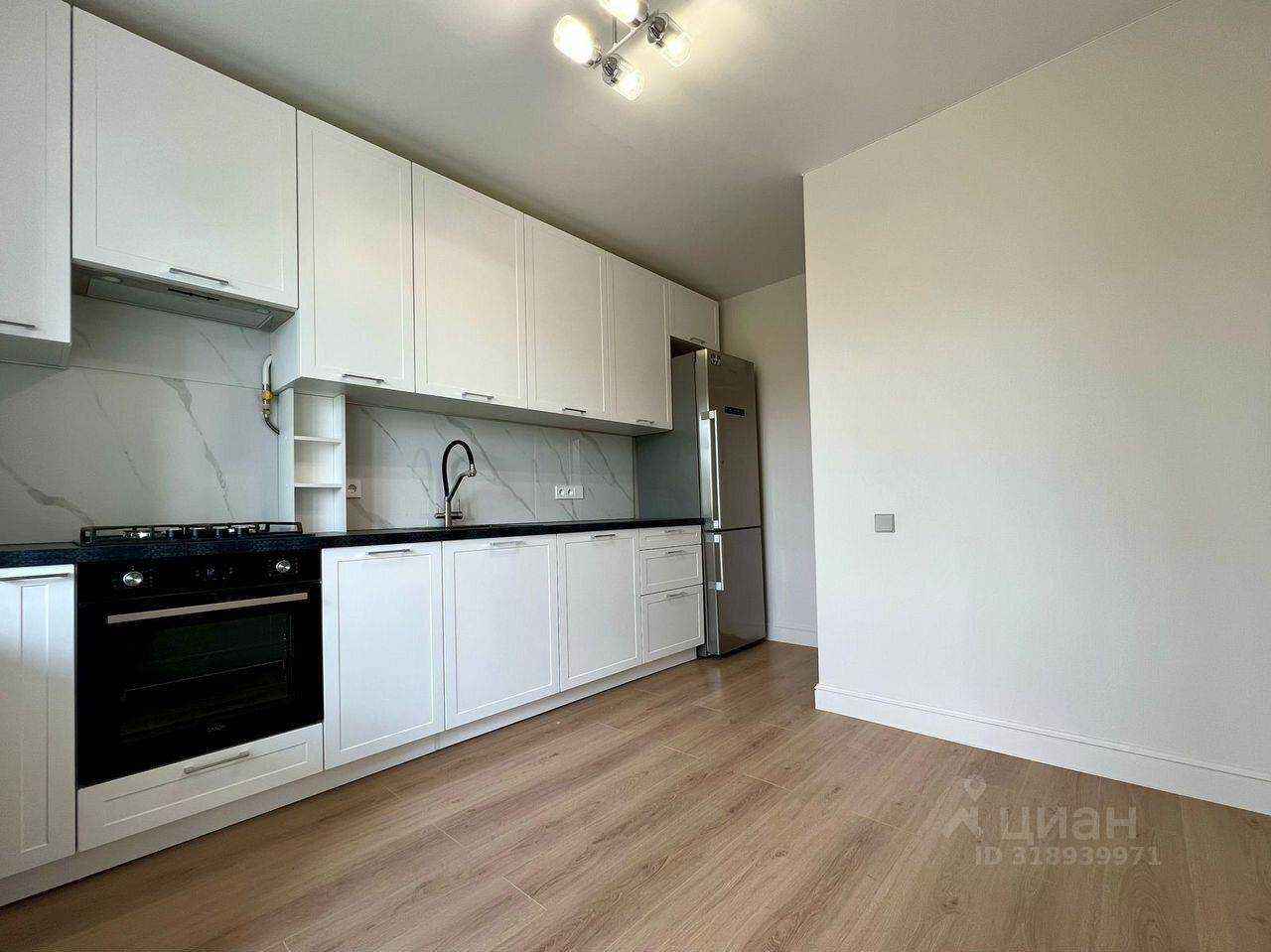 4-комнатная квартира, 105 м² — фотография 2