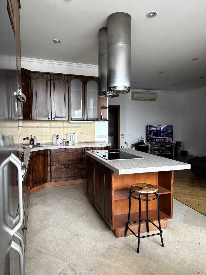 4-комнатная квартира, 146,7 м² — фотография 2