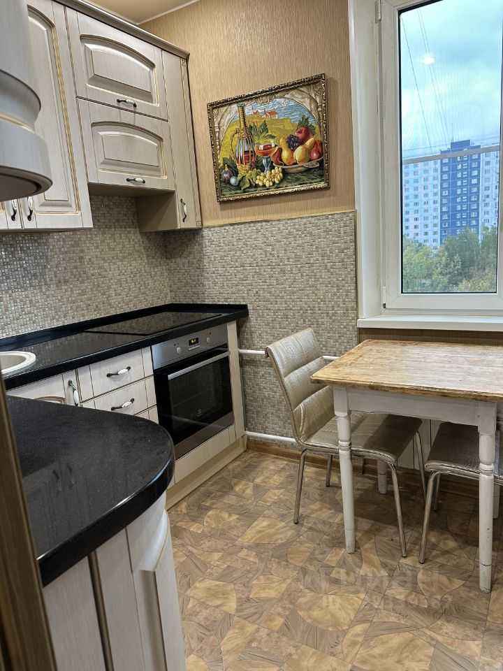 3-комнатная квартира, 70 м² — фотография 2