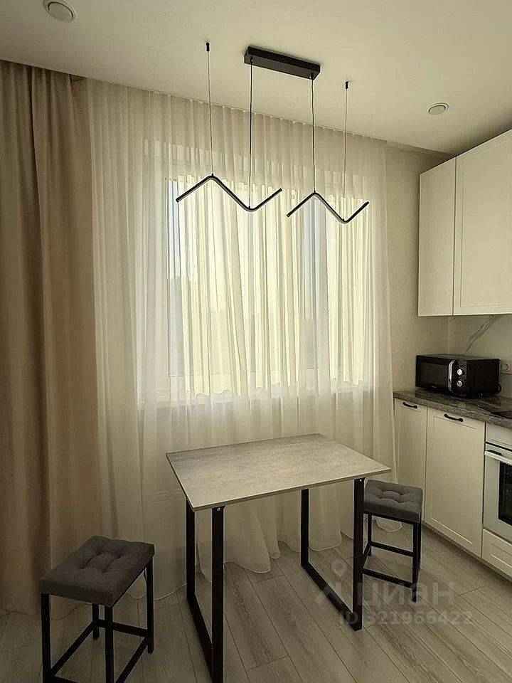 1-комнатная квартира, 42 м² — фотография 2