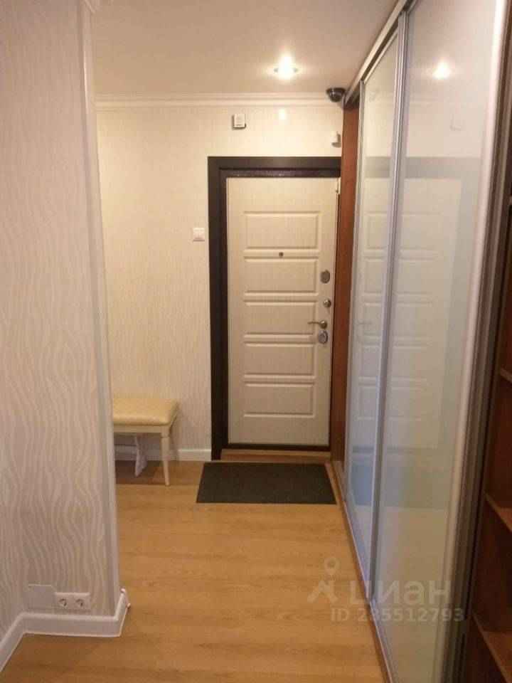 3-комнатная квартира, 77 м² — фотография 2