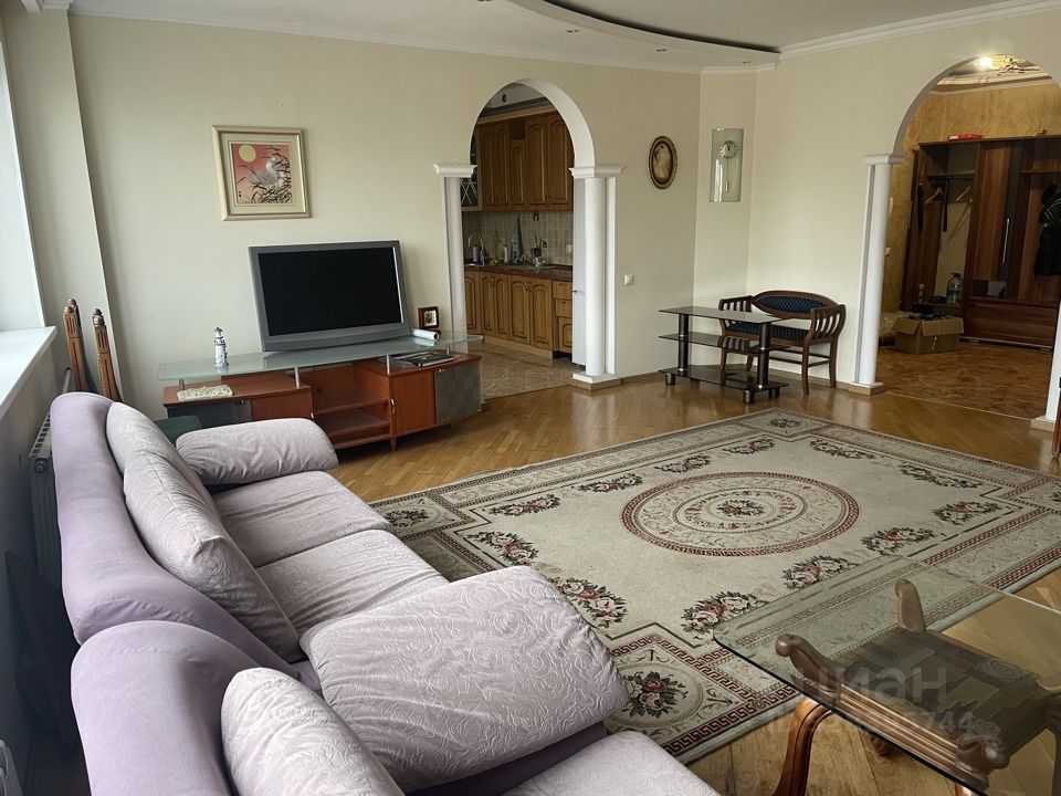 3-комнатная квартира, 127 м²