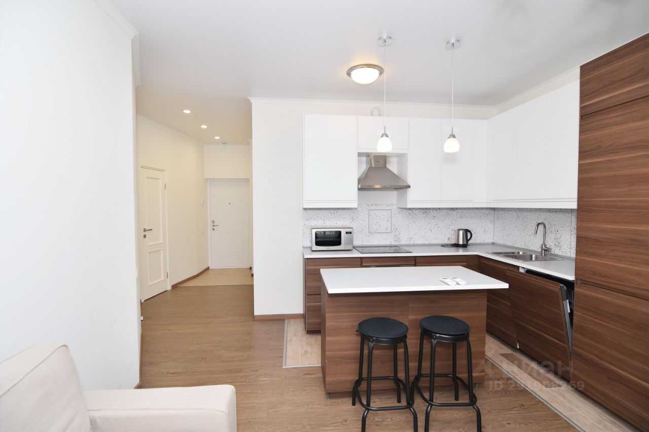 2-комнатная квартира, 60,5 м² — фотография 2