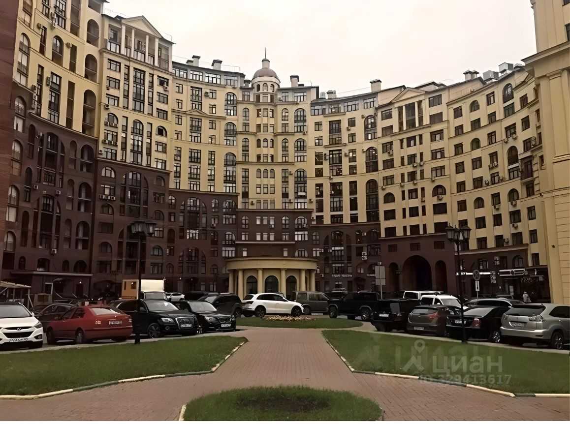 1-комнатная квартира, 53 м² — фотография 3