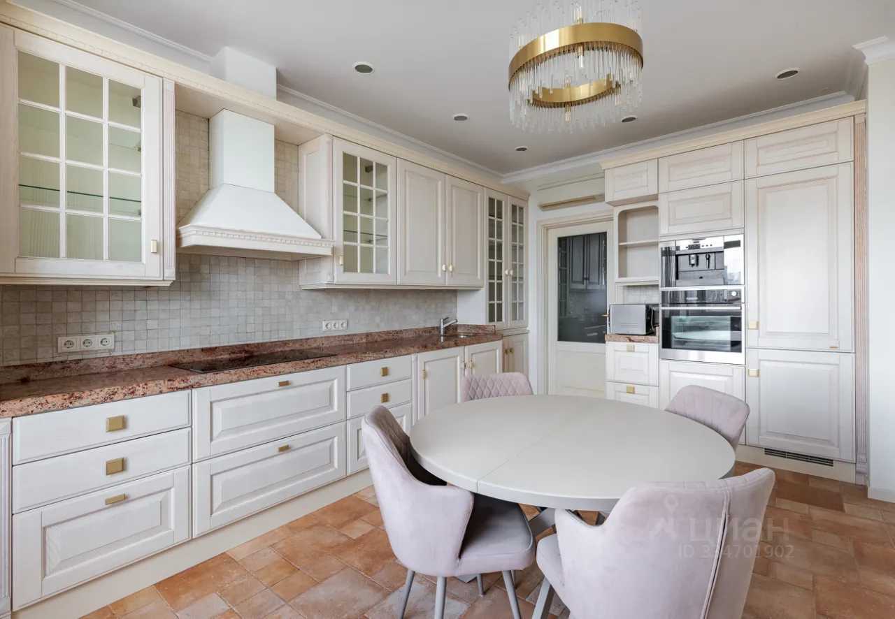 4-комнатная квартира, 164 м² — фотография 2