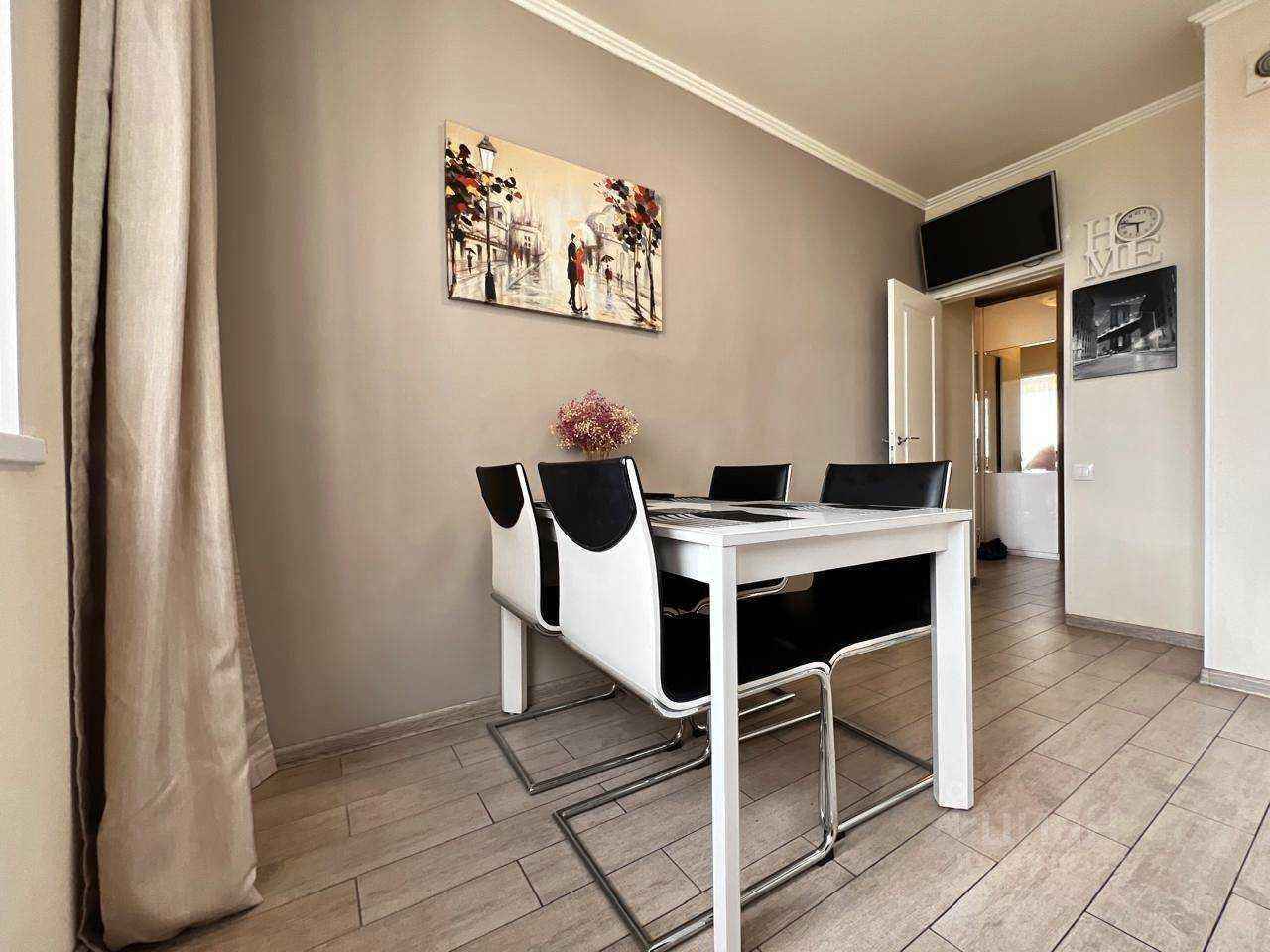 1-комнатная квартира, 45 м² — фотография 2