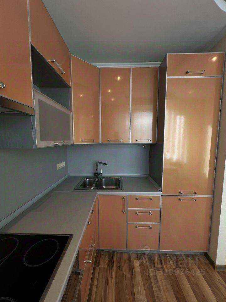 1-комнатная квартира, 52 м² — фотография 2